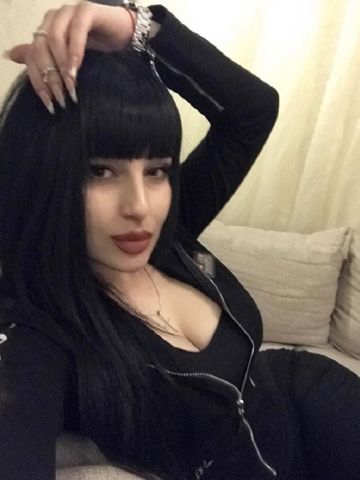 Юна